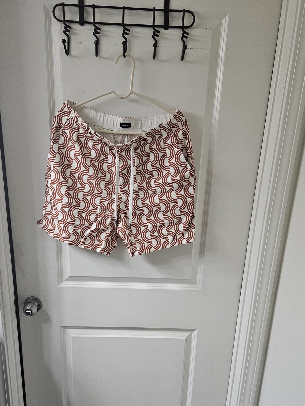 Express White Drawstring Shorts with Rust Geometric Print